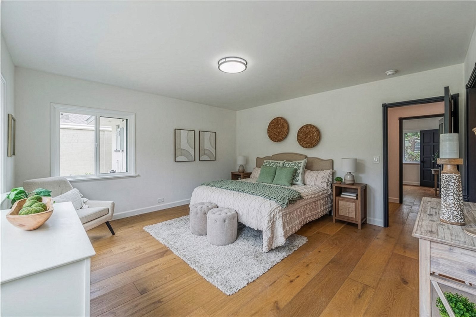 Garrison Beverly Hills European Oak Doheny, photo 2 of 3