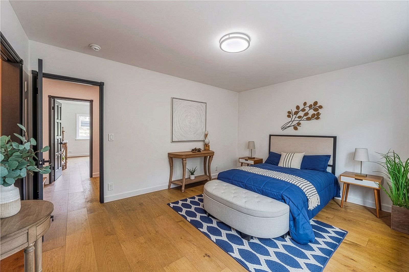 Garrison Beverly Hills European Oak Doheny, photo 3 of 3