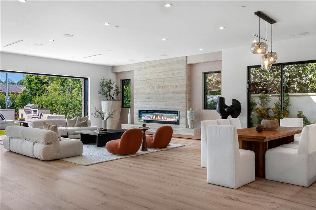 Garrison Beverly Hills Walden, photo 2 of 3